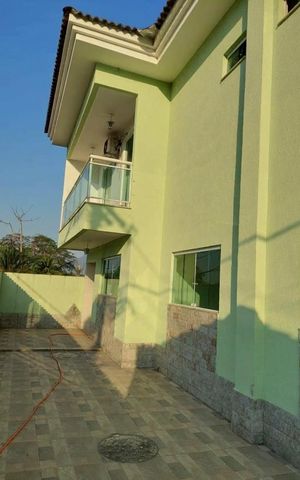 Casa de condomínio à venda com 150m², 3 quartos e 3 vagasÁrea externa