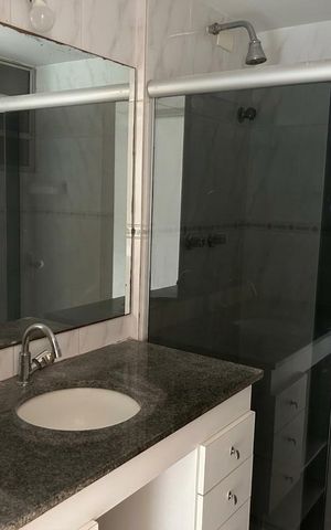 Casa de condomínio à venda com 150m², 3 quartos e 3 vagasBanheiro