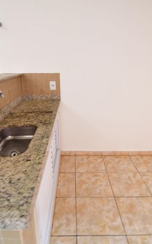 Casa para alugar com 288m², 3 quartos e 2 vagasCozinha