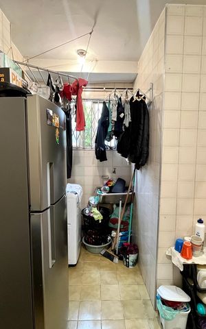 Apartamento à venda com 50m², 2 quartos e sem vaga Apartamento à venda com 50m², 2 quartos e sem vagaCozinha e Área de Serviço