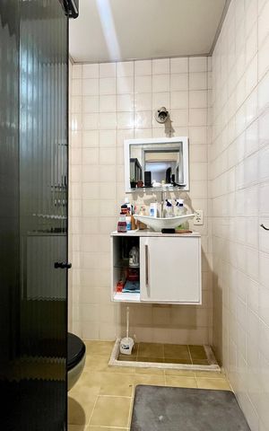 Apartamento à venda com 50m², 2 quartos e sem vaga Apartamento à venda com 50m², 2 quartos e sem vagaBanheiro