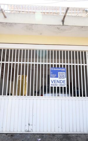 Casa à venda com 125m², 3 quartos e 2 vagasFachada