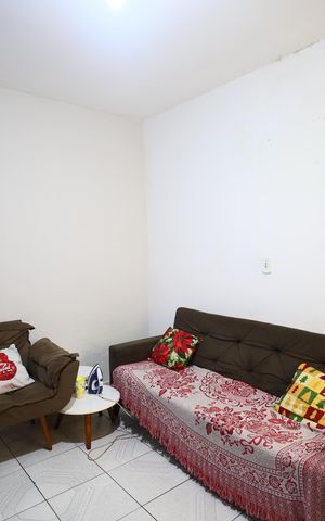 Casa à venda com 125m², 3 quartos e 2 vagasSala