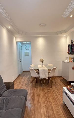 Apartamento à venda com 48m², 2 quartos e 1 vaga Apartamento à venda com 48m², 2 quartos e 1 vagaSala de Jantar