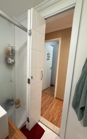 Apartamento à venda com 48m², 2 quartos e 1 vaga Apartamento à venda com 48m², 2 quartos e 1 vagaBanheiro