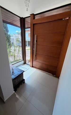 Casa de condomínio à venda com 400m², 5 quartos e 5 vagas Casa de condomínio à venda com 400m², 5 quartos e 5 vagasHall de Entrada