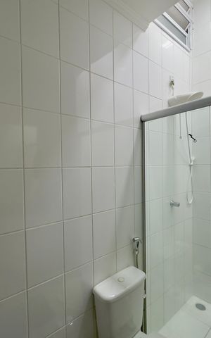 Casa de condomínio à venda com 70m², 2 quartos e 1 vaga Casa de condomínio à venda com 70m², 2 quartos e 1 vagaBanheiro 1