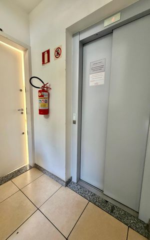 Apartamento à venda com 89m², 3 quartos e 2 vagas Apartamento à venda com 89m², 3 quartos e 2 vagasElevador
