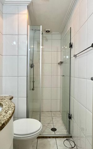 Apartamento para alugar com 73m², 3 quartos e 2 vagas Apartamento para alugar com 73m², 3 quartos e 2 vagasBanheiro Corredor