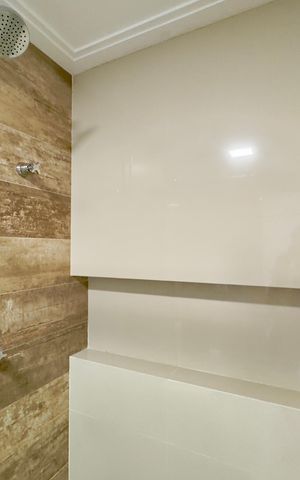 Apartamento à venda com 70m², 2 quartos e 1 vaga Apartamento à venda com 70m², 2 quartos e 1 vagaBanheiro 1