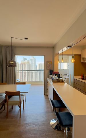 Apartamento à venda com 70m², 2 quartos e 1 vaga Apartamento à venda com 70m², 2 quartos e 1 vagaSala de Jantar