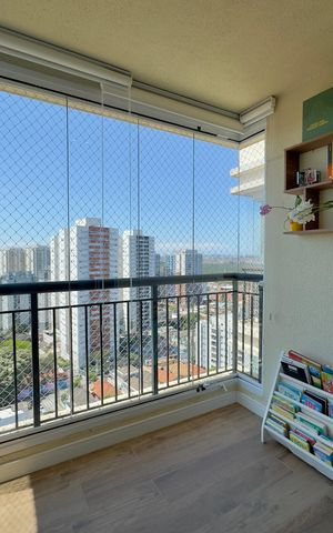 Apartamento à venda com 70m², 2 quartos e 1 vaga Apartamento à venda com 70m², 2 quartos e 1 vagaVaranda