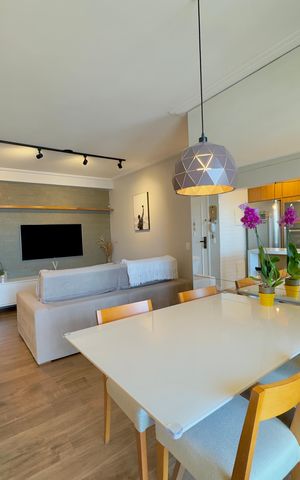 Apartamento à venda com 70m², 2 quartos e 1 vaga Apartamento à venda com 70m², 2 quartos e 1 vagaSala de Jantar