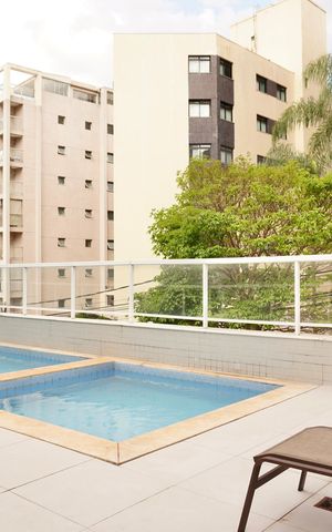 Apartamento à venda com 123m², 4 quartos e 3 vagas Apartamento à venda com 123m², 4 quartos e 3 vagasÁrea comum - Piscina