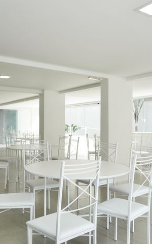 Apartamento à venda com 123m², 4 quartos e 3 vagas Apartamento à venda com 123m², 4 quartos e 3 vagasÁrea comum - Salão de festas
