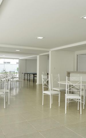 Apartamento à venda com 123m², 4 quartos e 3 vagas Apartamento à venda com 123m², 4 quartos e 3 vagasÁrea comum - Salão de festas