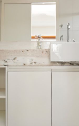 Apartamento à venda com 123m², 4 quartos e 3 vagas Apartamento à venda com 123m², 4 quartos e 3 vagasSuíte - banheiro