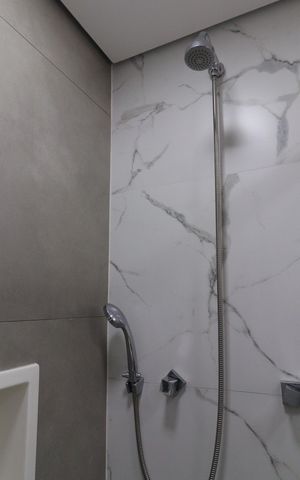 Casa à venda com 250m², 5 quartos e 2 vagasBanheiro da Suíte 2
