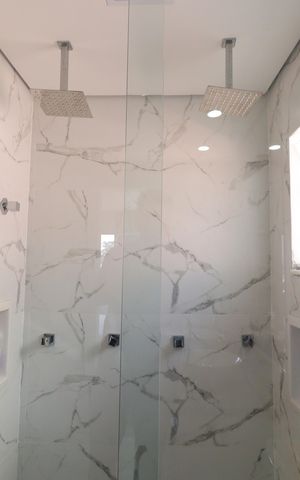 Casa à venda com 250m², 5 quartos e 2 vagasBanheiro da Suíte 1