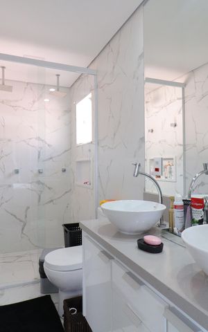 Casa à venda com 250m², 5 quartos e 2 vagasBanheiro da Suíte 1