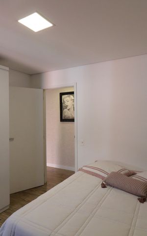 Casa à venda com 250m², 5 quartos e 2 vagasQuarto 2 - Suíte