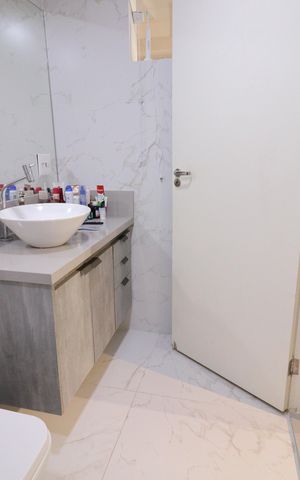 Casa à venda com 250m², 5 quartos e 2 vagasBanheiro da Suíte 4