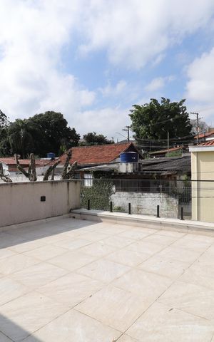 Casa à venda com 250m², 5 quartos e 2 vagasVaranda