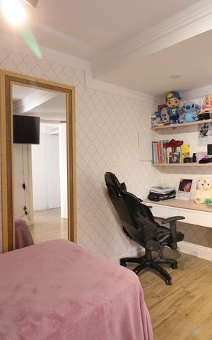 Casa à venda com 250m², 5 quartos e 2 vagasQuarto 4 - Suíte
