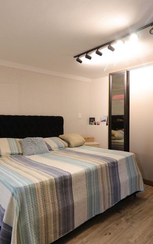 Casa à venda com 250m², 5 quartos e 2 vagasQuarto 5 - Suíte