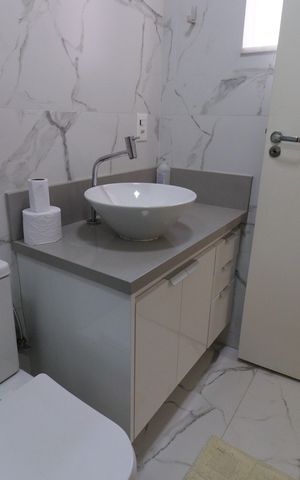 Casa à venda com 250m², 5 quartos e 2 vagasBanheiro da Suíte 2