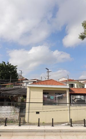 Casa à venda com 250m², 5 quartos e 2 vagasVaranda vista
