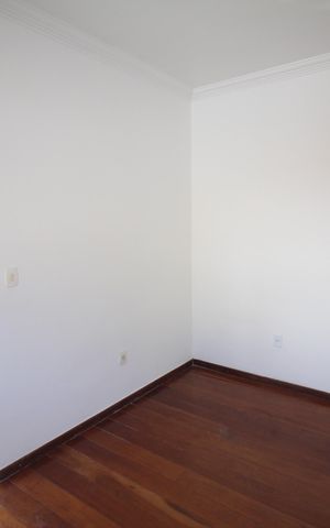 Casa à venda com 281m², 3 quartos e 3 vagasQuarto 2
