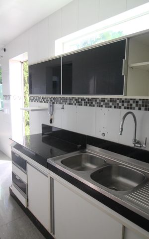Casa à venda com 281m², 3 quartos e 3 vagasCozinha