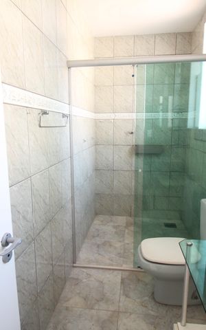 Casa à venda com 281m², 3 quartos e 3 vagasBanheiro 2
