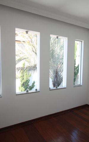 Casa à venda com 281m², 3 quartos e 3 vagasQuarto 3