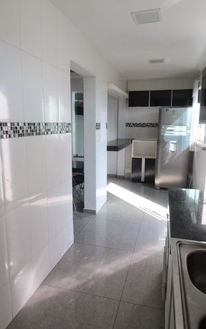 Casa à venda com 281m², 3 quartos e 3 vagasCozinha