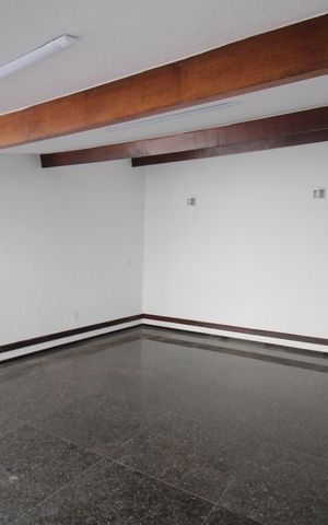 Casa à venda com 281m², 3 quartos e 3 vagasQuintal
