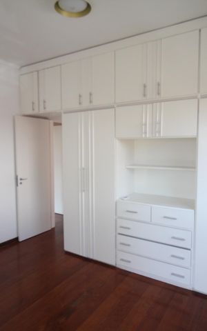 Casa à venda com 281m², 3 quartos e 3 vagasQuarto 2