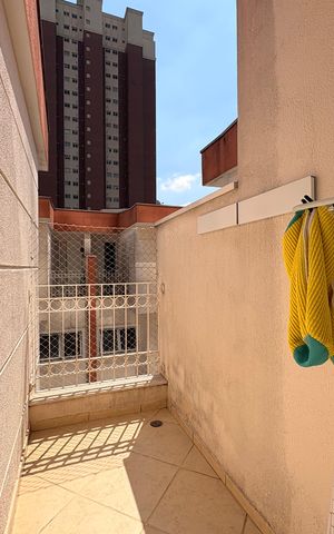 Casa de condomínio à venda com 135m², 3 quartos e 3 vagas Casa de condomínio à venda com 135m², 3 quartos e 3 vagasSacada