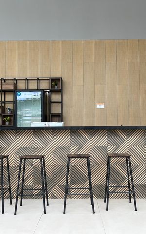 Apartamento para alugar com 60m², 2 quartos e 1 vaga Apartamento para alugar com 60m², 2 quartos e 1 vagaÁrea comum - Bar