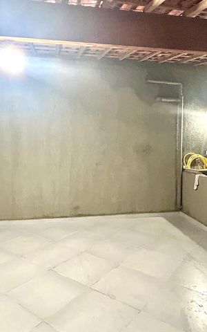 Casa à venda com 208m², 2 quartos e 3 vagas Casa à venda com 208m², 2 quartos e 3 vagasGaragem