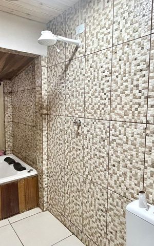 Casa à venda com 208m², 2 quartos e 3 vagas Casa à venda com 208m², 2 quartos e 3 vagasBanheiro da Suíte