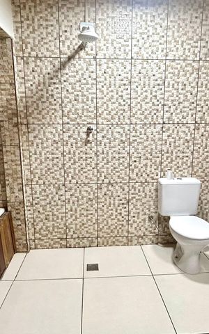 Casa à venda com 208m², 2 quartos e 3 vagas Casa à venda com 208m², 2 quartos e 3 vagasBanheiro da Suíte