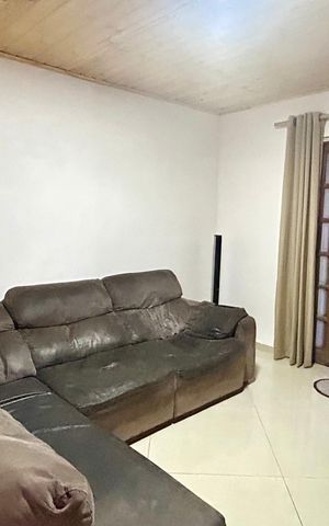 Casa à venda com 208m², 2 quartos e 3 vagas Casa à venda com 208m², 2 quartos e 3 vagasSala