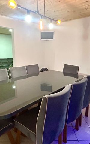 Casa à venda com 208m², 2 quartos e 3 vagas Casa à venda com 208m², 2 quartos e 3 vagasCopa