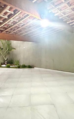 Casa à venda com 208m², 2 quartos e 3 vagas Casa à venda com 208m², 2 quartos e 3 vagasGaragem