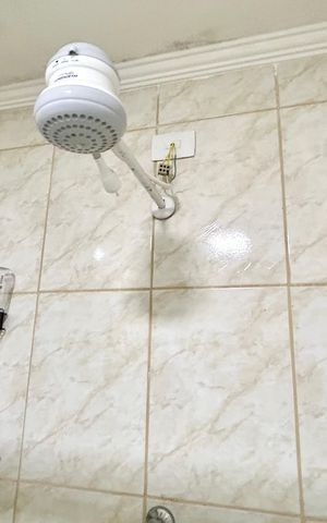 Casa à venda com 208m², 2 quartos e 3 vagas Casa à venda com 208m², 2 quartos e 3 vagasBanheiro 1