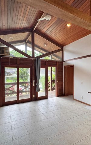 Casa de condomínio para alugar com 1000m², 2 quartos e 2 vagas Casa de condomínio para alugar com 1000m², 2 quartos e 2 vagasSala