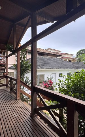 Casa de condomínio para alugar com 1000m², 2 quartos e 2 vagas Casa de condomínio para alugar com 1000m², 2 quartos e 2 vagasVaranda