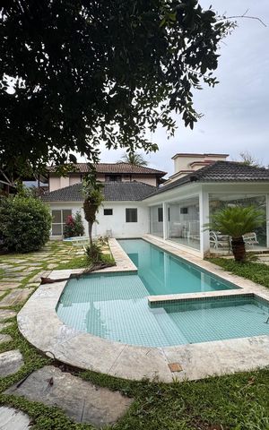 Casa de condomínio para alugar com 1000m², 2 quartos e 2 vagas Casa de condomínio para alugar com 1000m², 2 quartos e 2 vagasÁrea externa